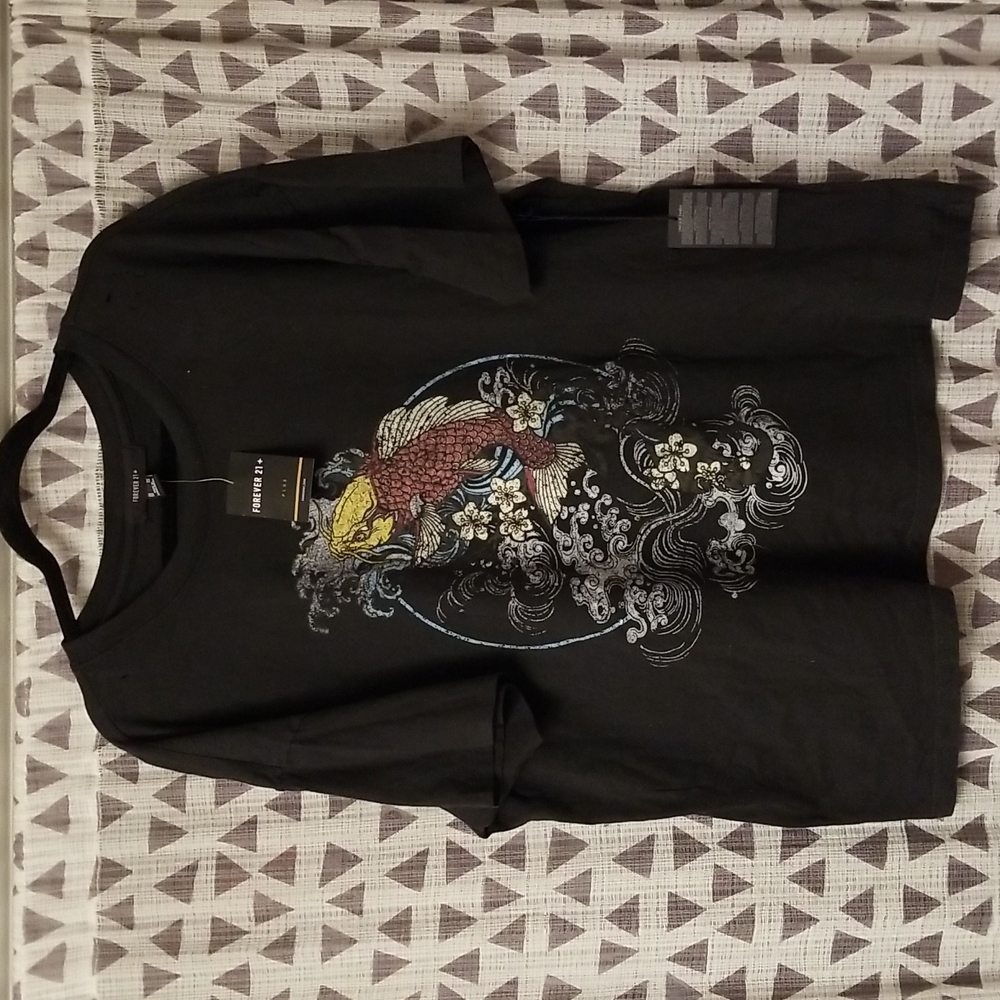 Coi fish tee